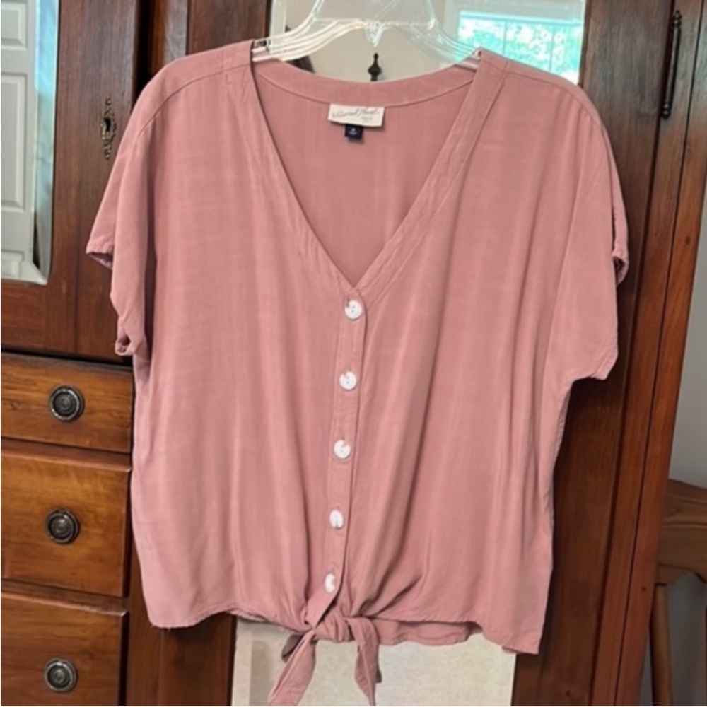 Universal Thread Mauve Pink Button-Down Shirt